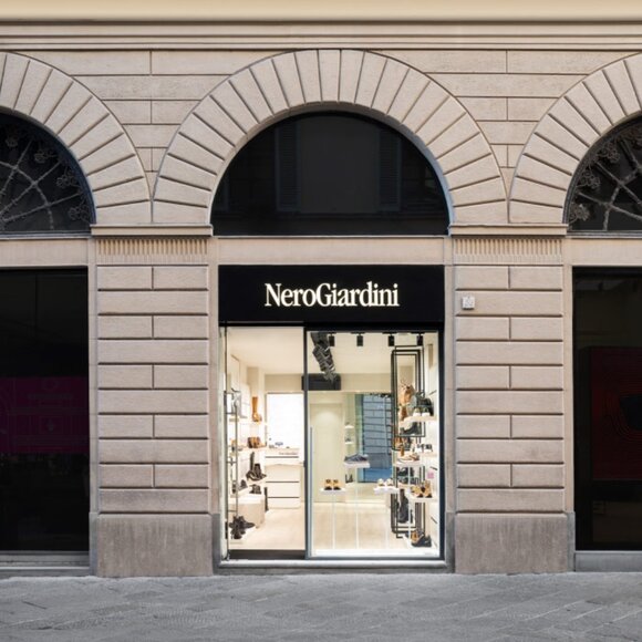 Nero Giardini Leather Boots- Made in Italy-Size 38 (8) - Picture 3 of 16